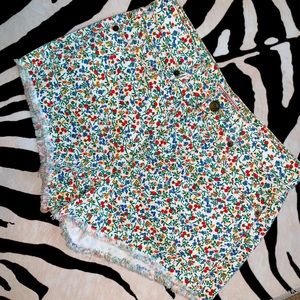 Guess vintage floral shorts